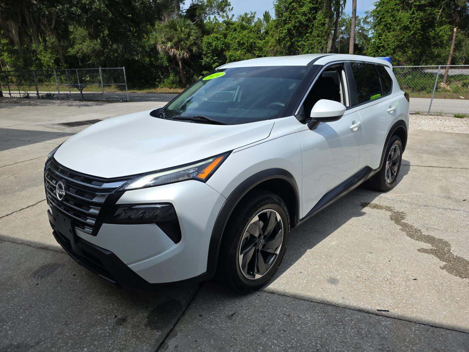 2024 Nissan Rogue SV FWD