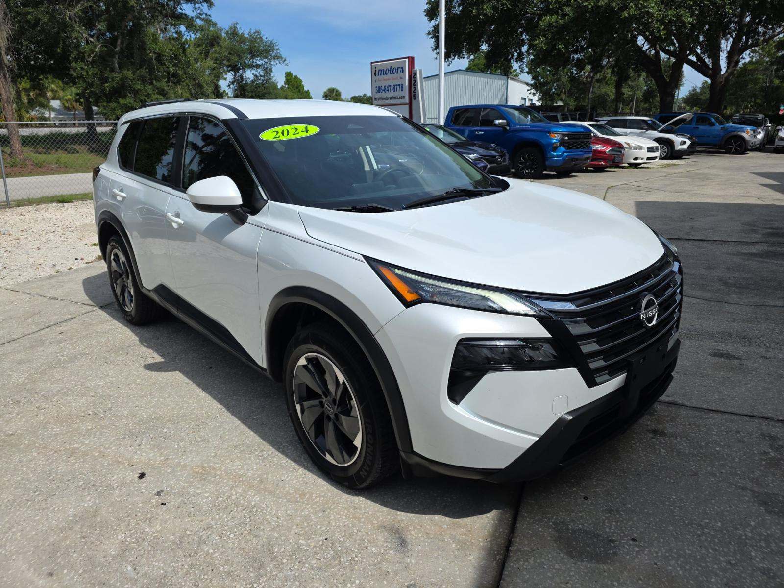 2024 Nissan Rogue SV FWD