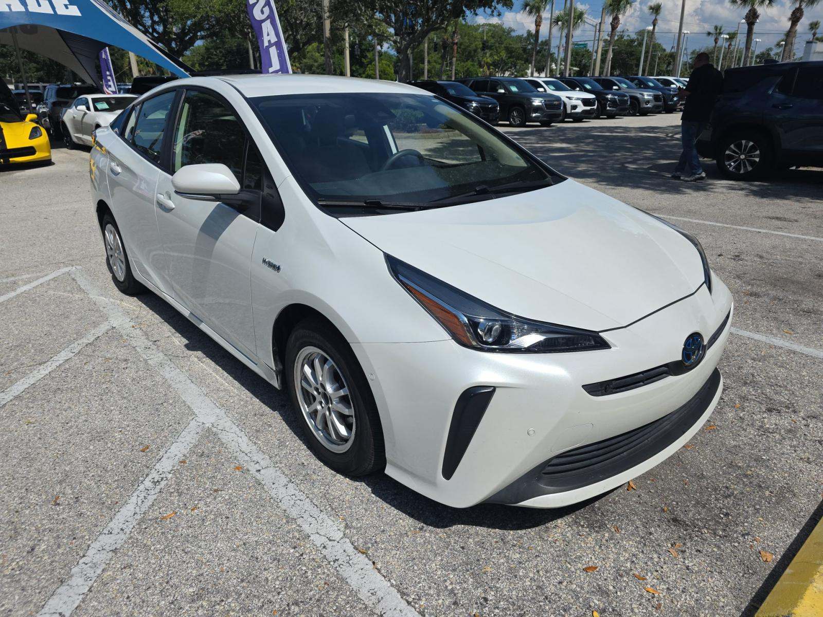 2022 Toyota Prius LE FWD