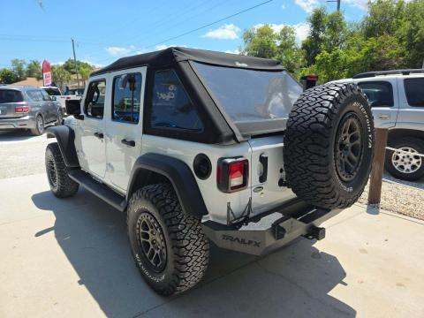 JEEP UNLIMITED SPORT - 2