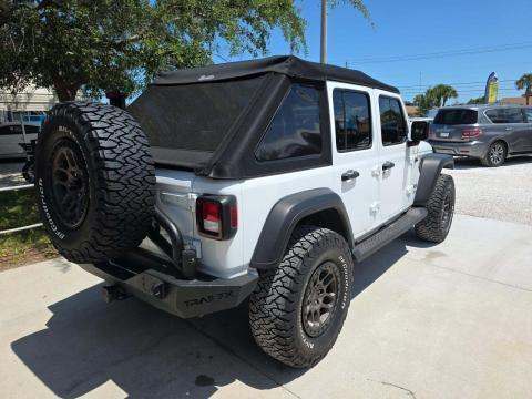 JEEP UNLIMITED SPORT - 3