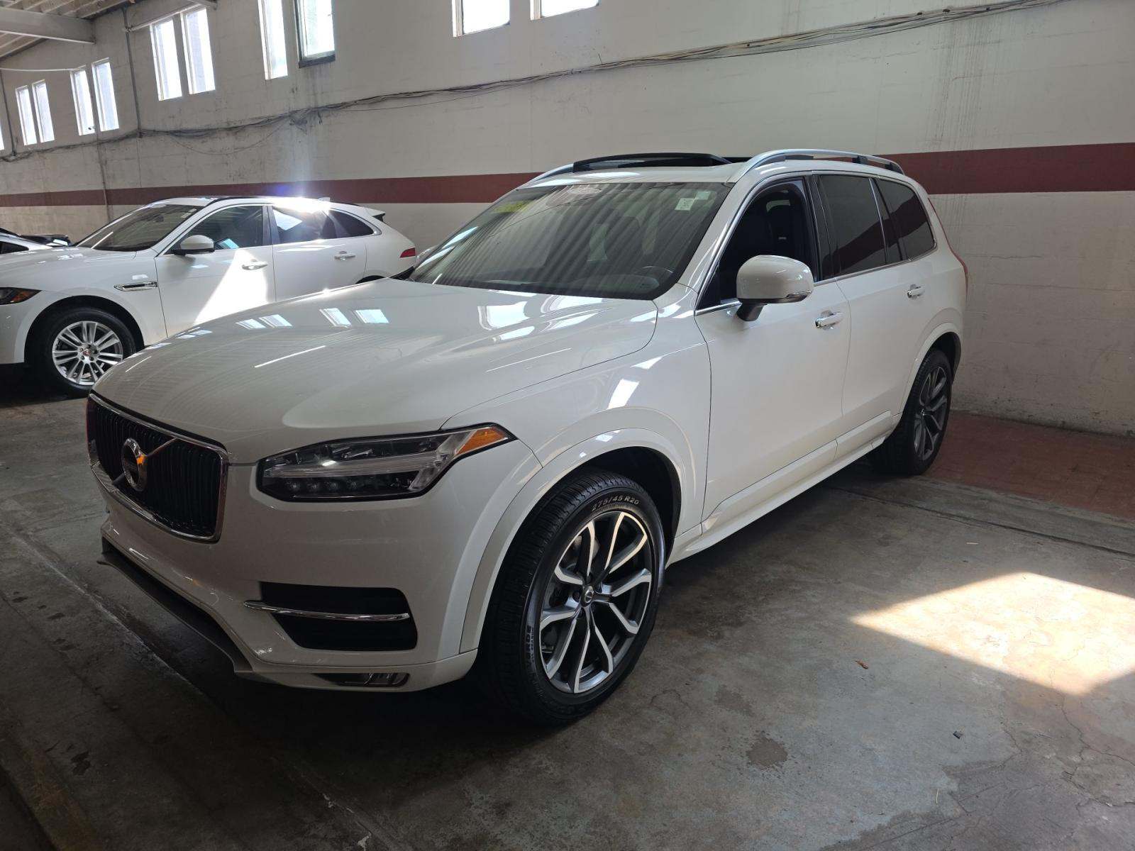 2019 Volvo XC90 T5 Momentum FWD