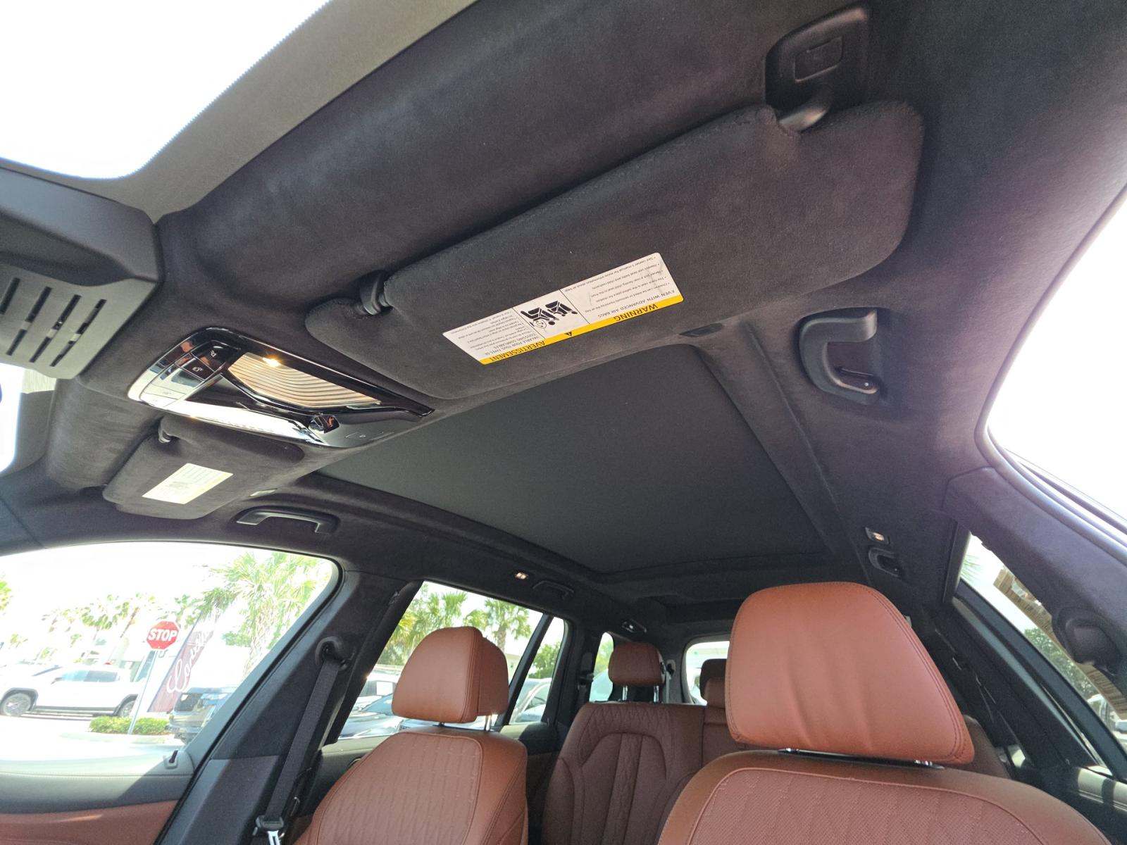 2024 BMW X7 M60i AWD