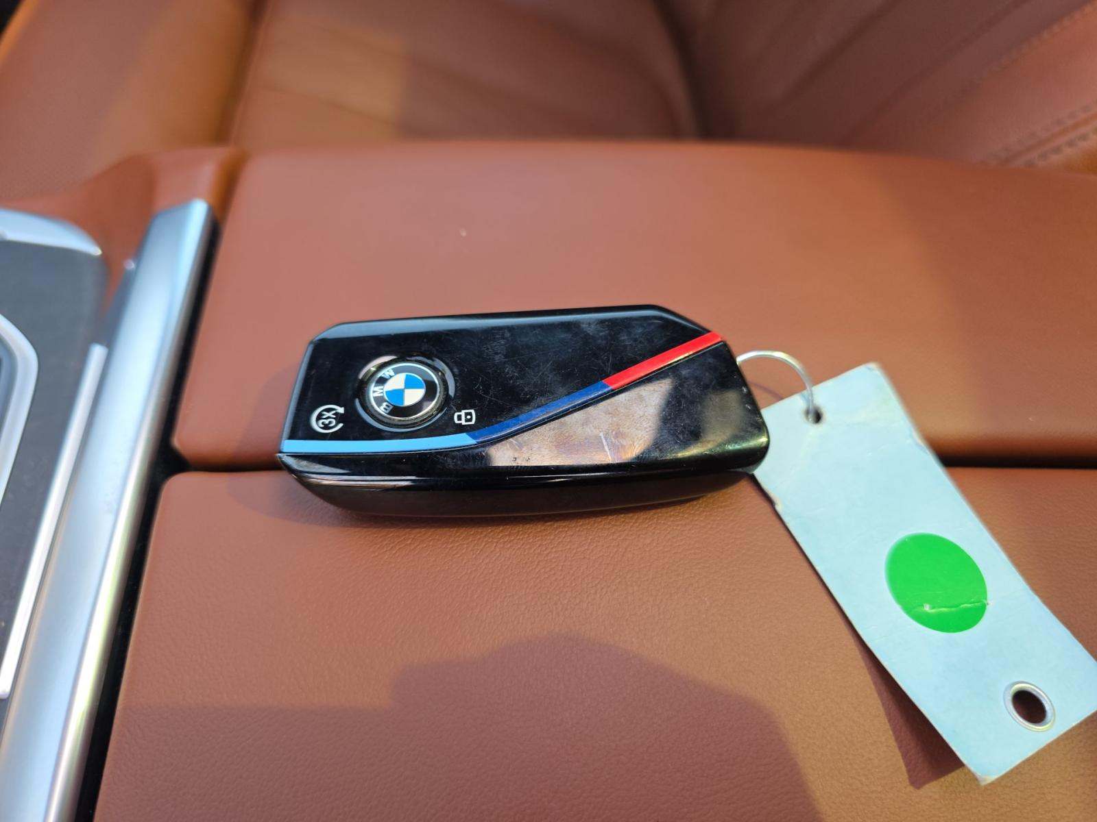 2024 BMW X7 M60i AWD