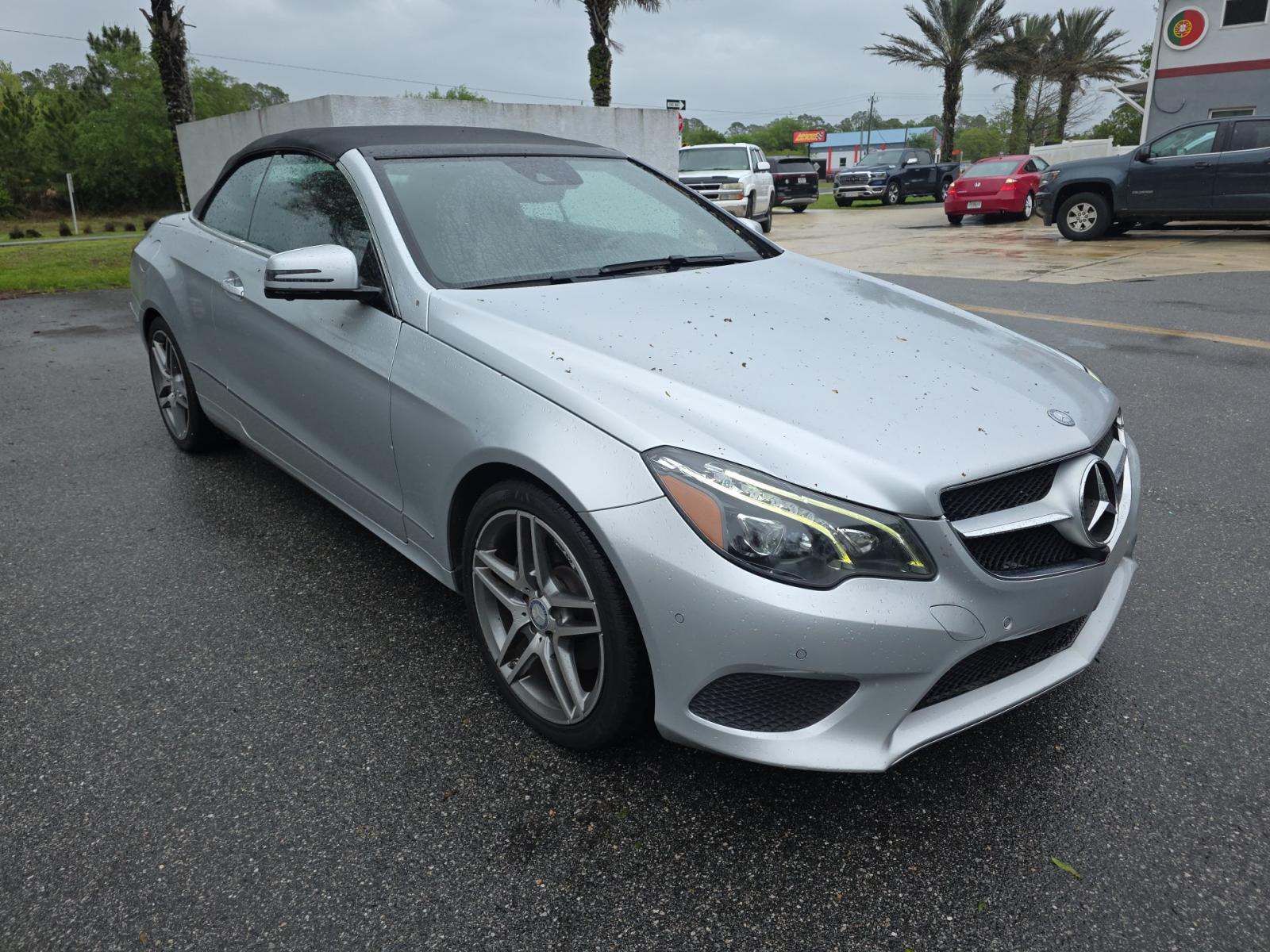 MERCEDES-BENZ E-CLASS - 4