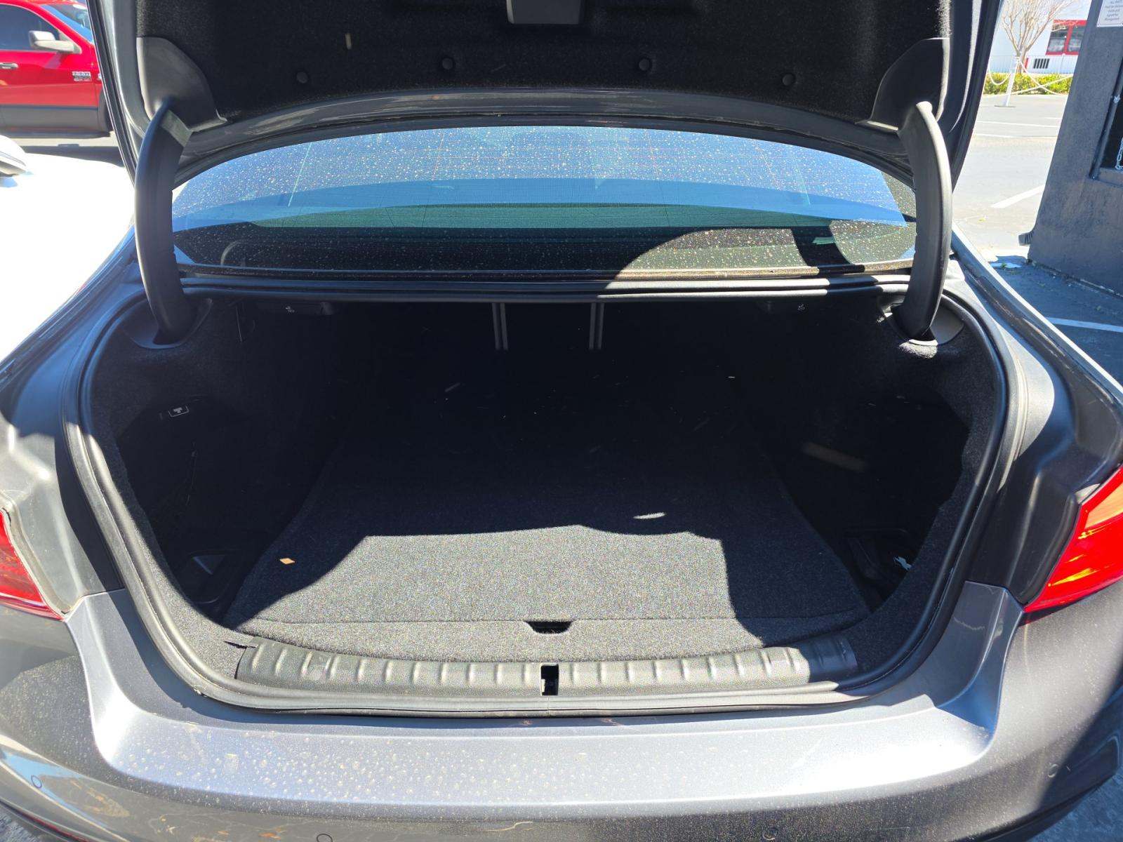 2017 BMW 5 Series 530i RWD