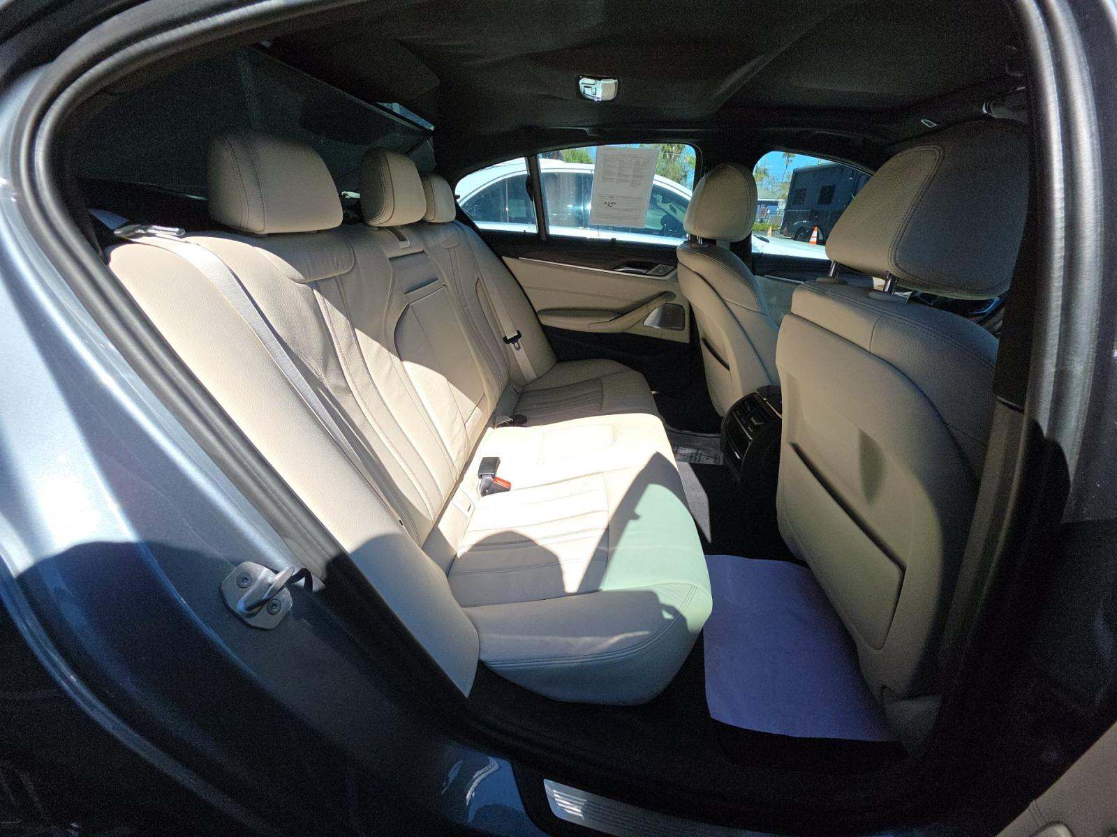 2017 BMW 5 Series 530i RWD