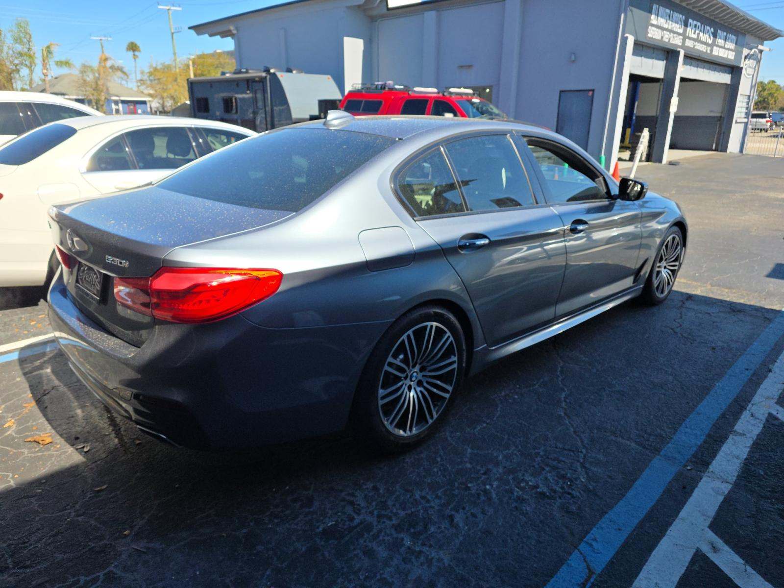 2017 BMW 5 Series 530i RWD