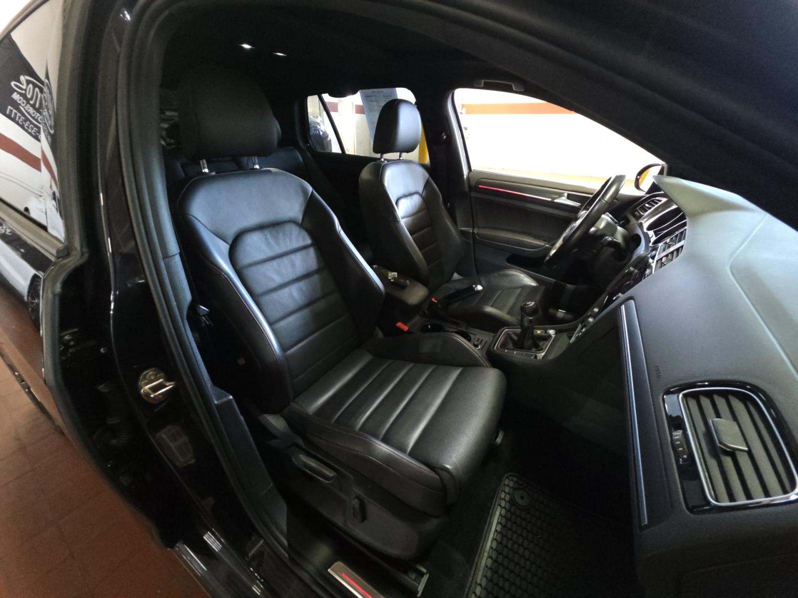 2021 Volkswagen Golf GTI 2.0T Autobahn FWD