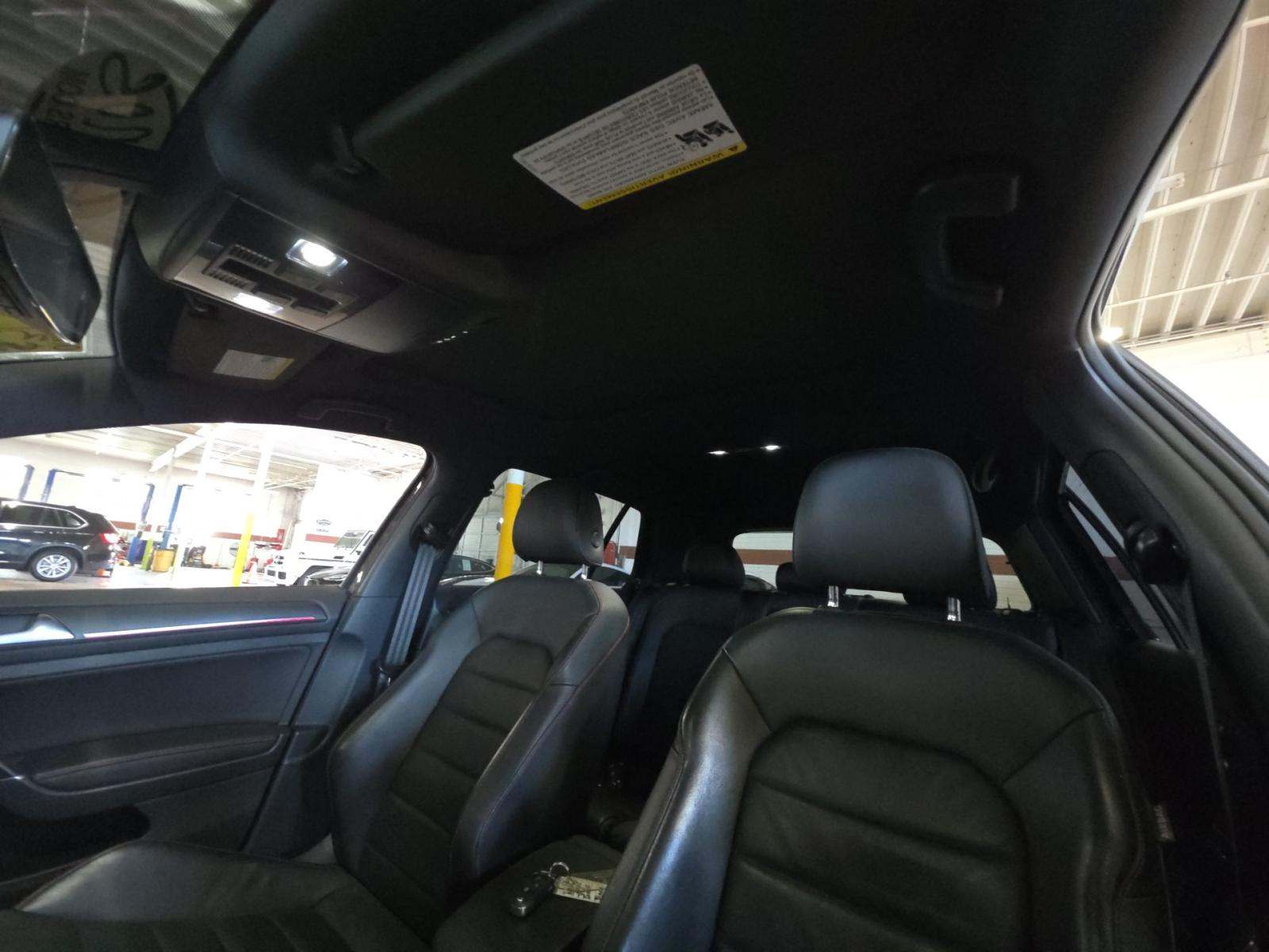 2021 Volkswagen Golf GTI 2.0T Autobahn FWD