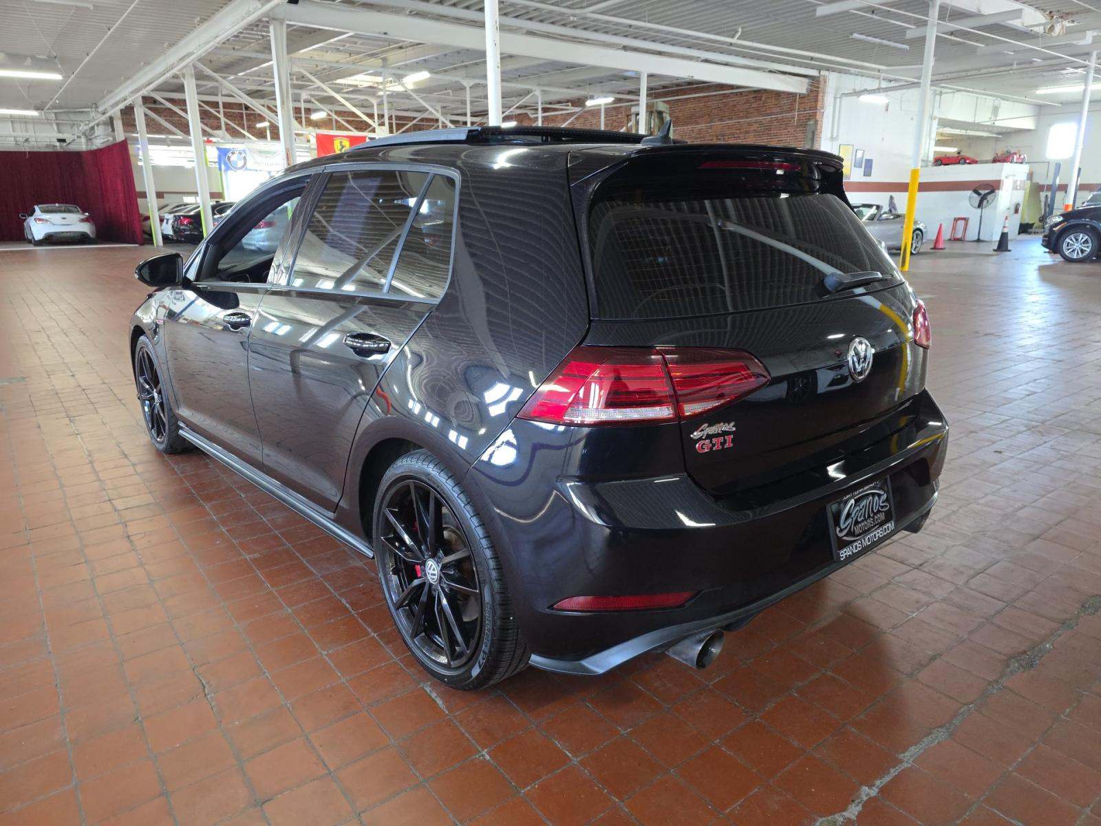 2021 Volkswagen Golf GTI 2.0T Autobahn FWD