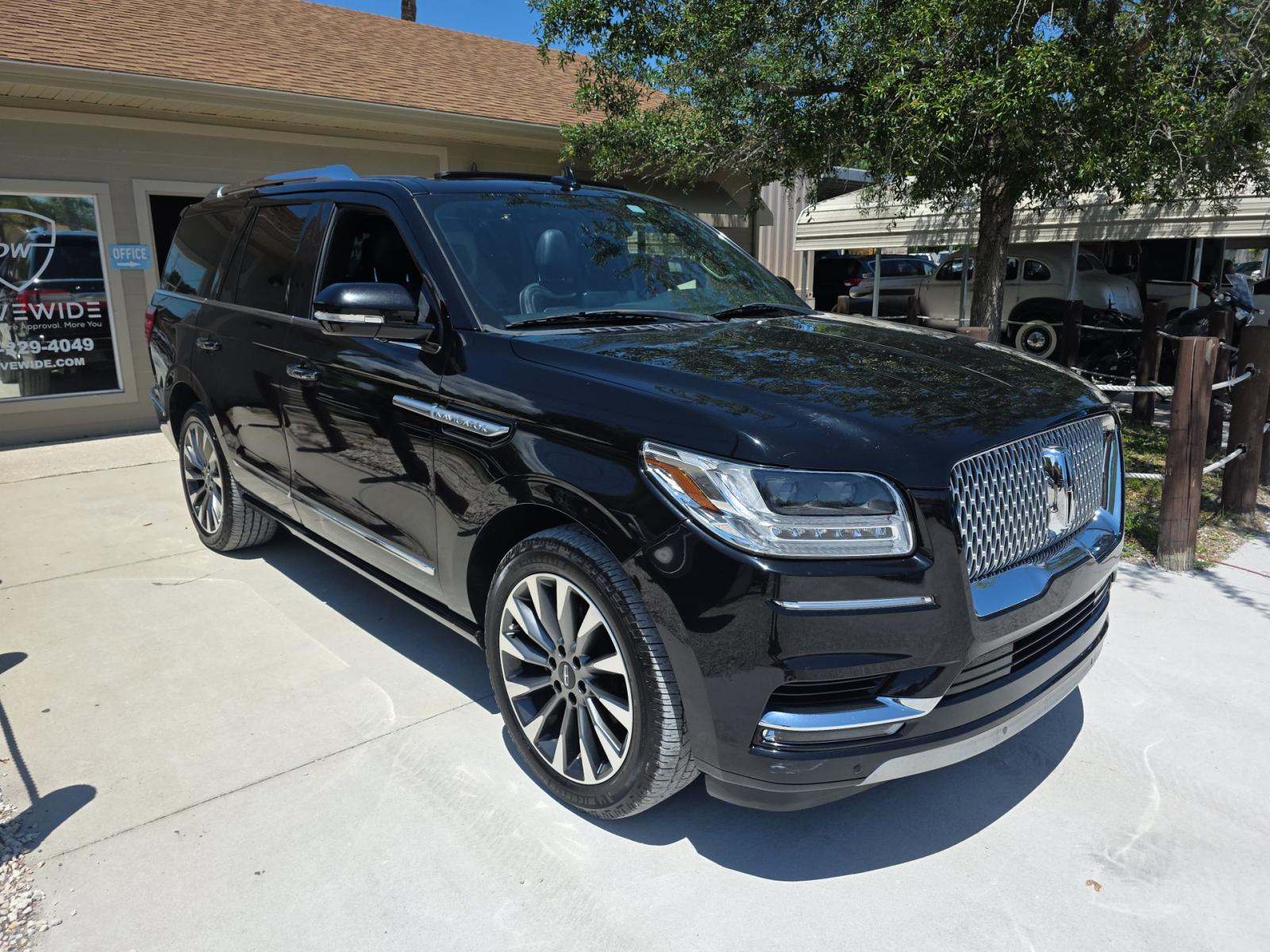 2018 Lincoln Navigator Select RWD