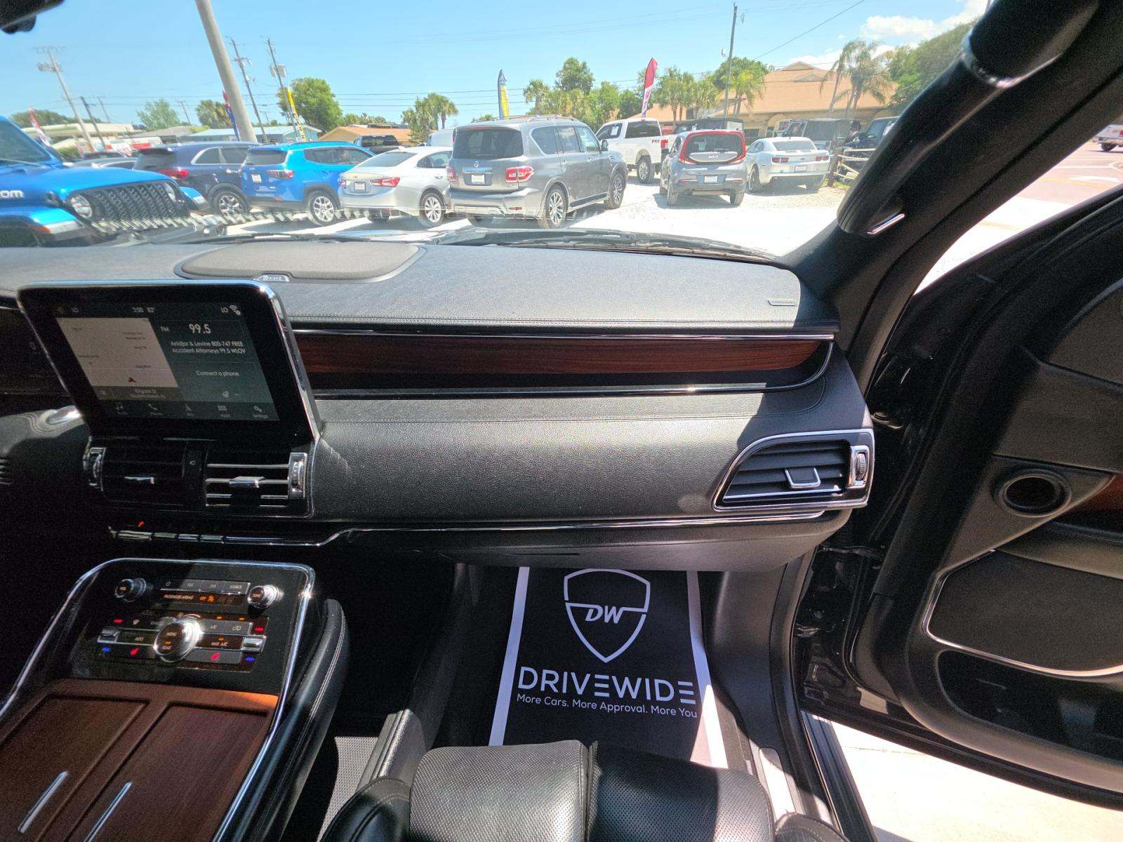 2018 Lincoln Navigator Select RWD