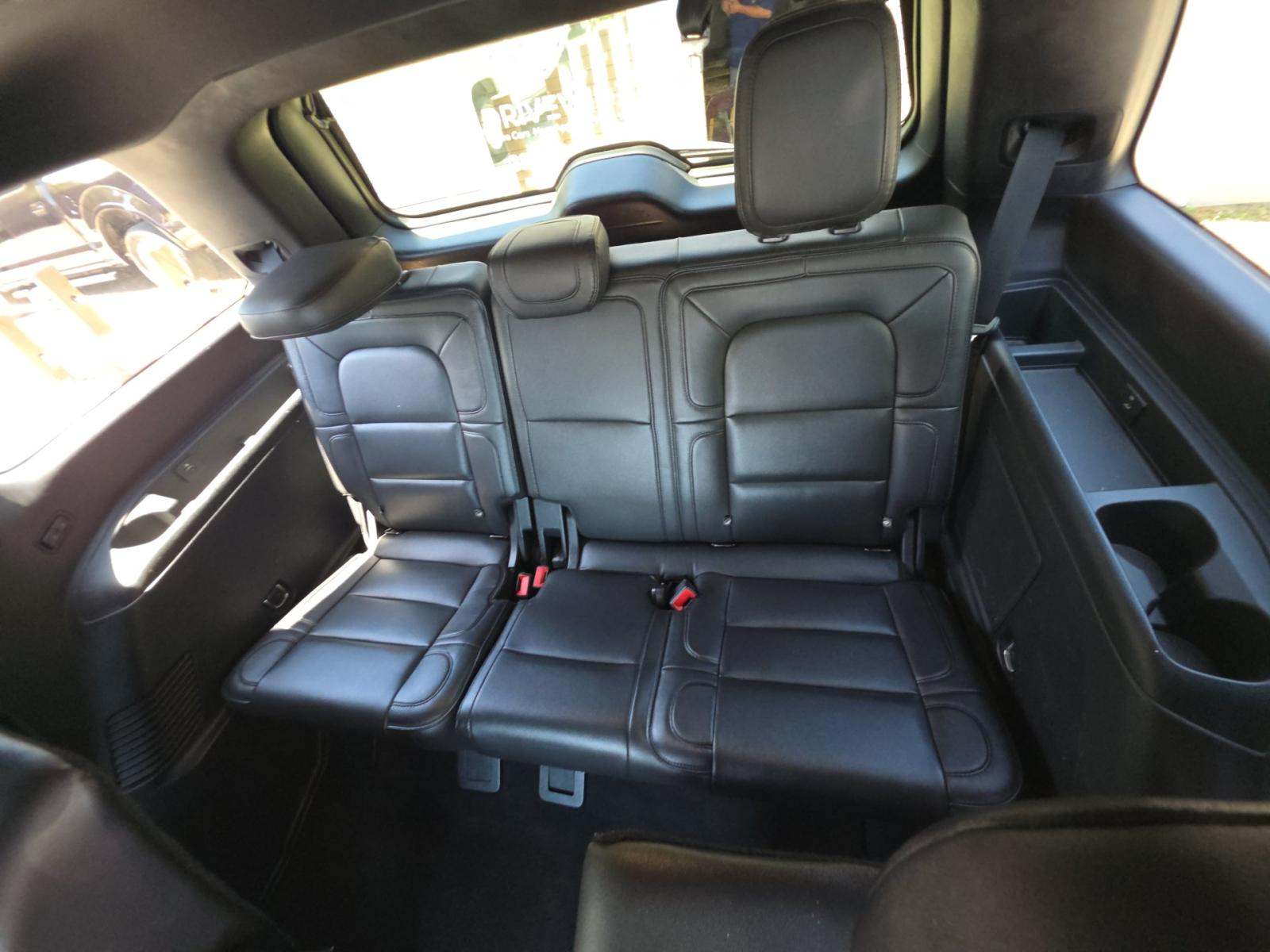 2018 Lincoln Navigator Select RWD