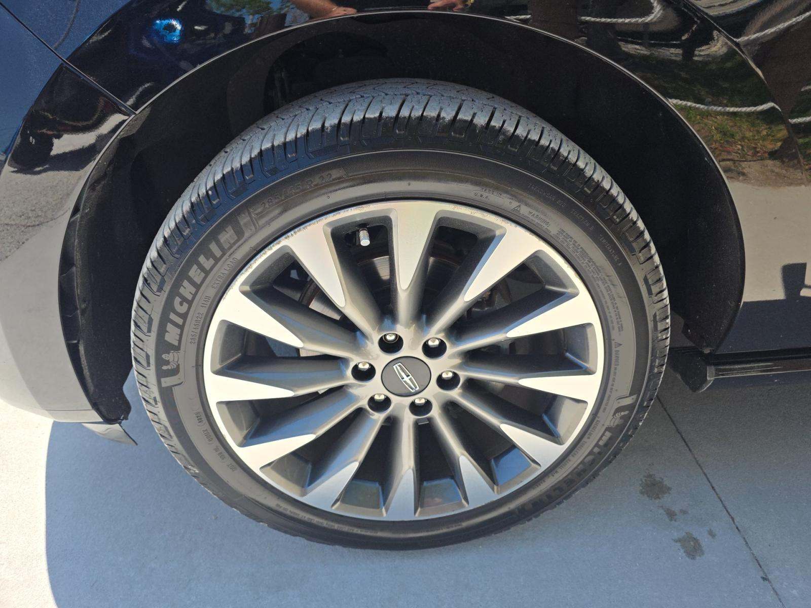 2018 Lincoln Navigator Select RWD
