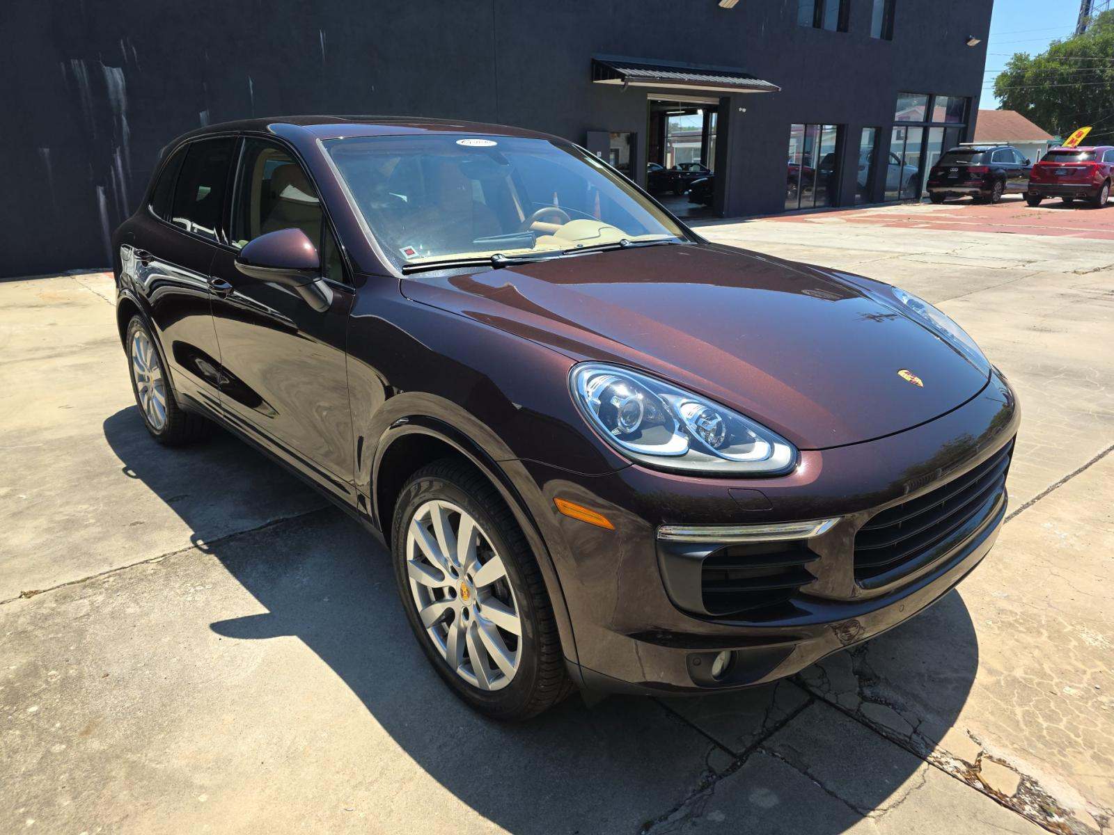 PORSCHE CAYENNE - 4