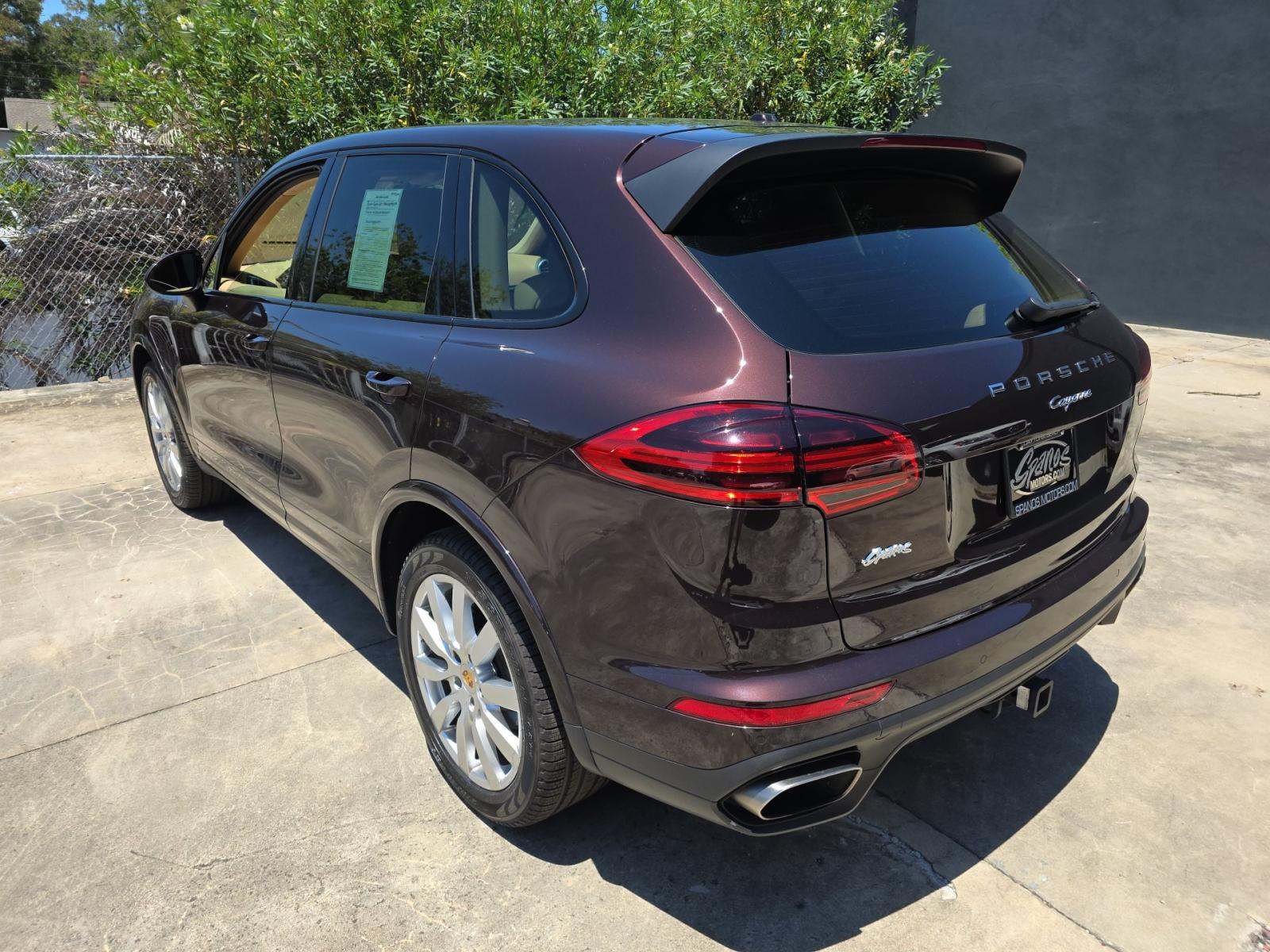 PORSCHE CAYENNE - 2