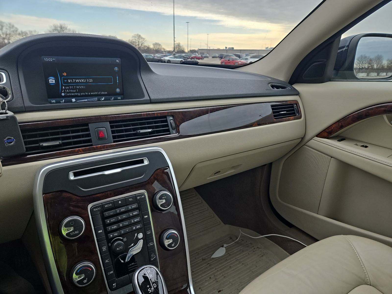 2015 Volvo XC70 3.2 Premier Plus AWD