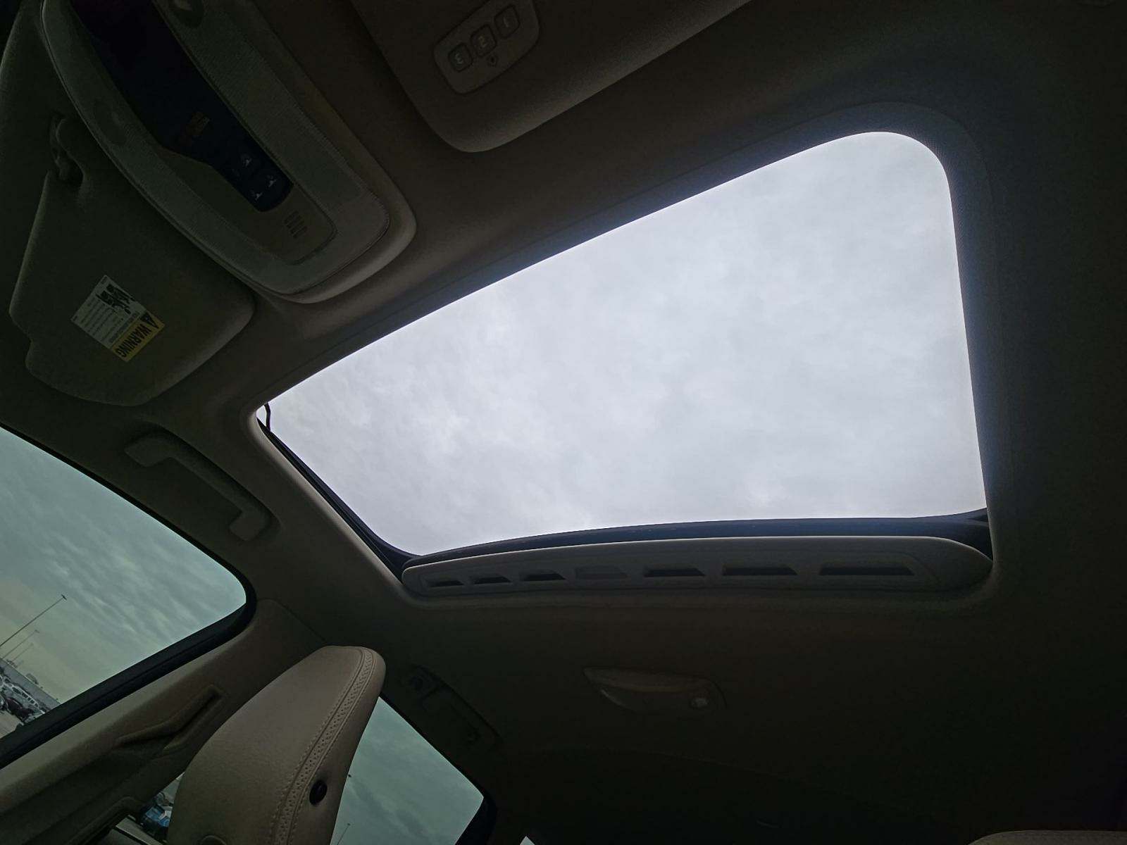 2015 Volvo XC70 3.2 Premier Plus AWD