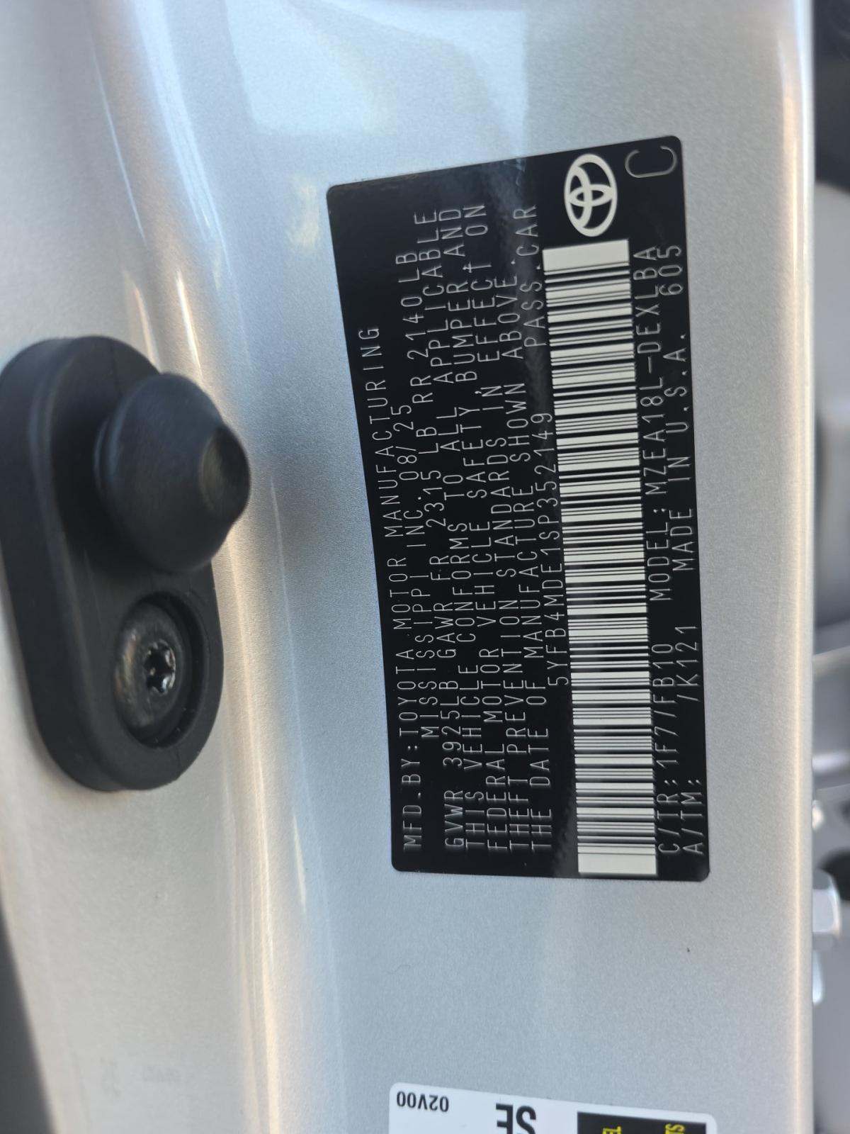 2025 Toyota Corolla LE FWD