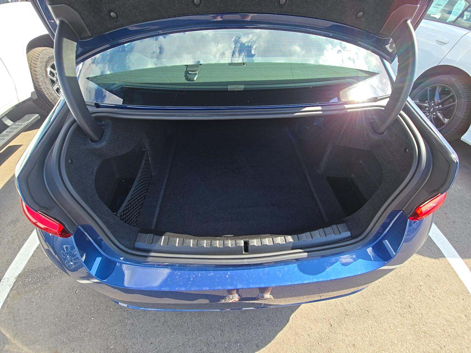 2023 BMW 3 Series 330i xDrive AWD
