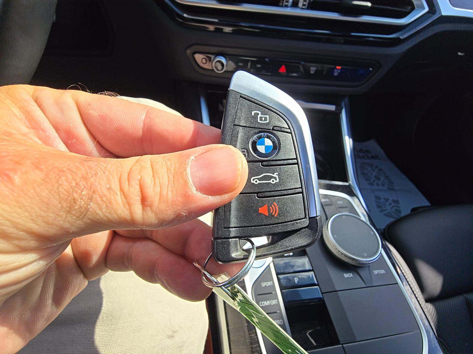 2023 BMW 3 Series 330i xDrive AWD