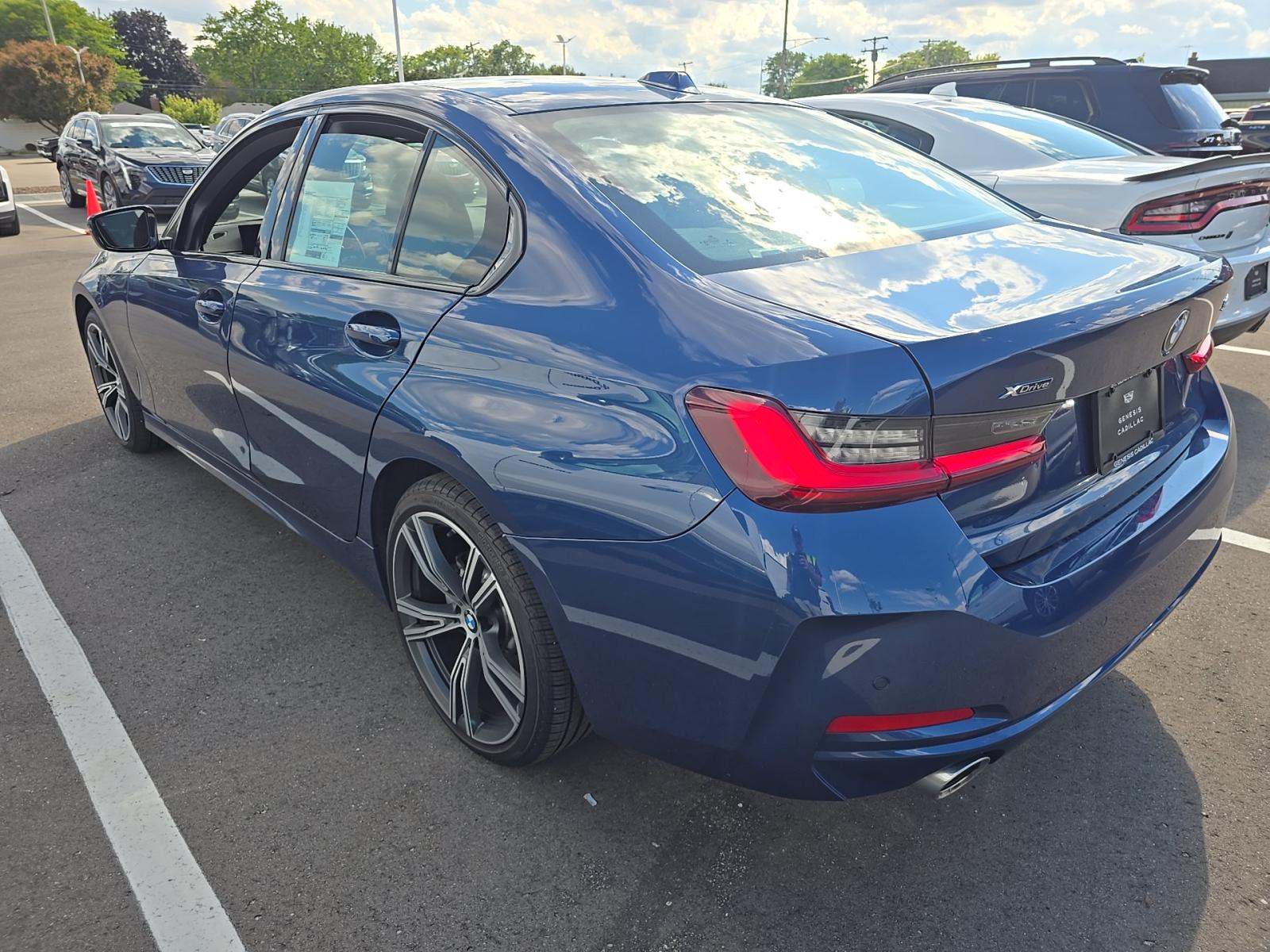 2023 BMW 3 Series 330i xDrive AWD