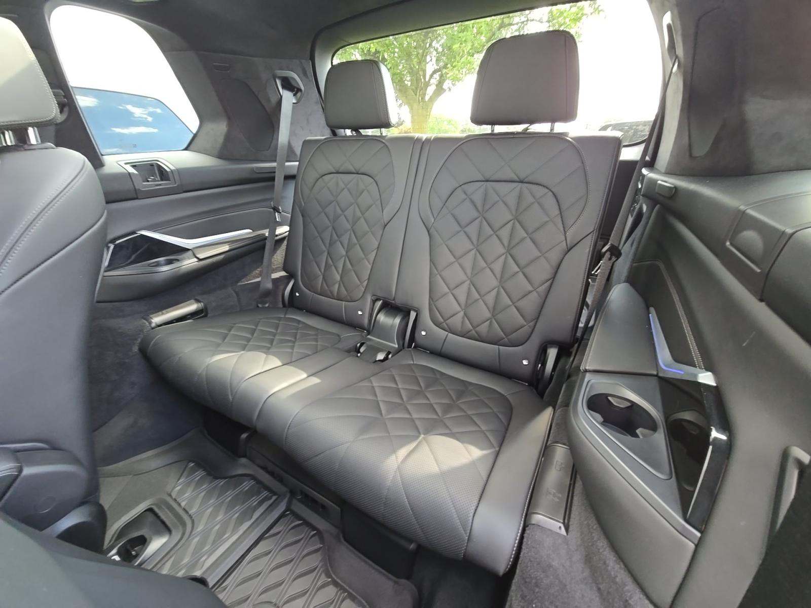 2024 BMW X7 xDrive40i AWD