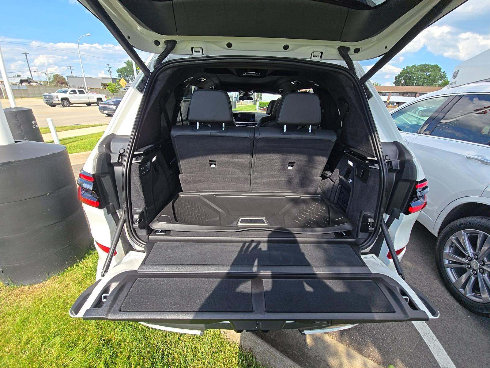 2024 BMW X7 xDrive40i AWD