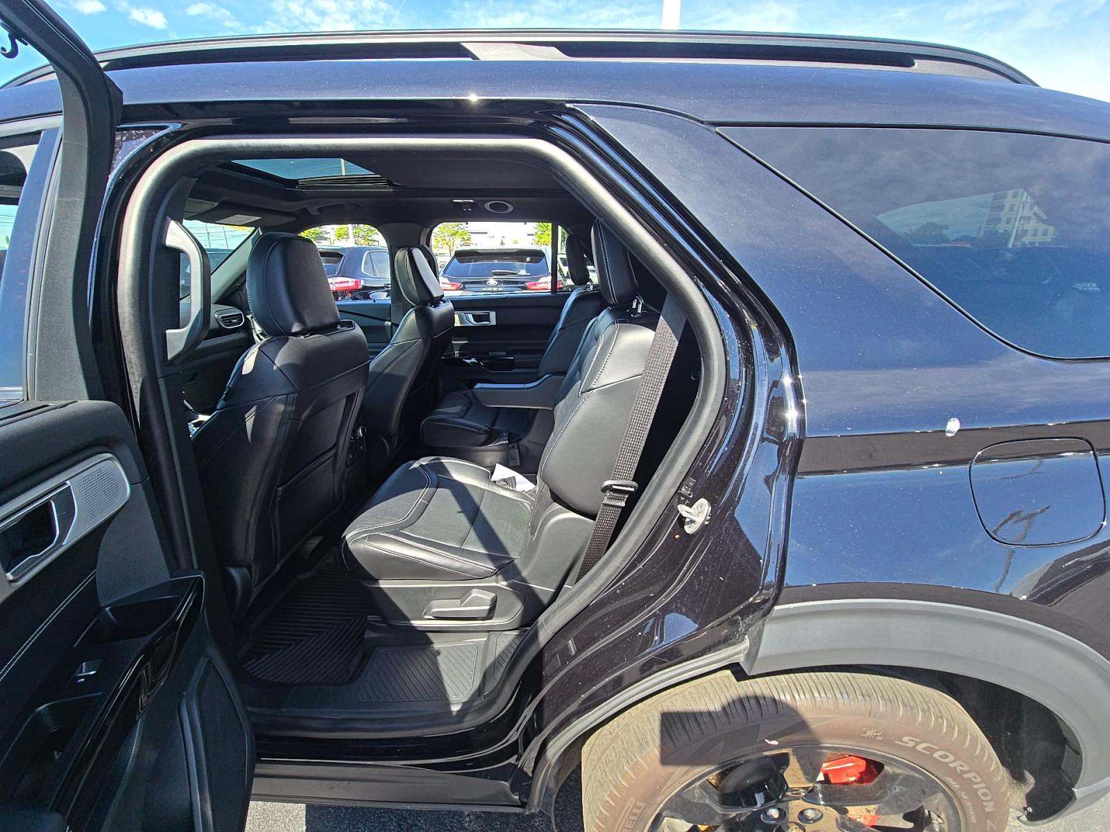 2023 Ford Explorer ST AWD