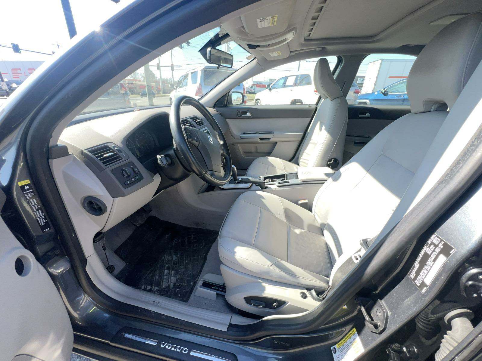 2010 Volvo S40 4D SEDAN FWD