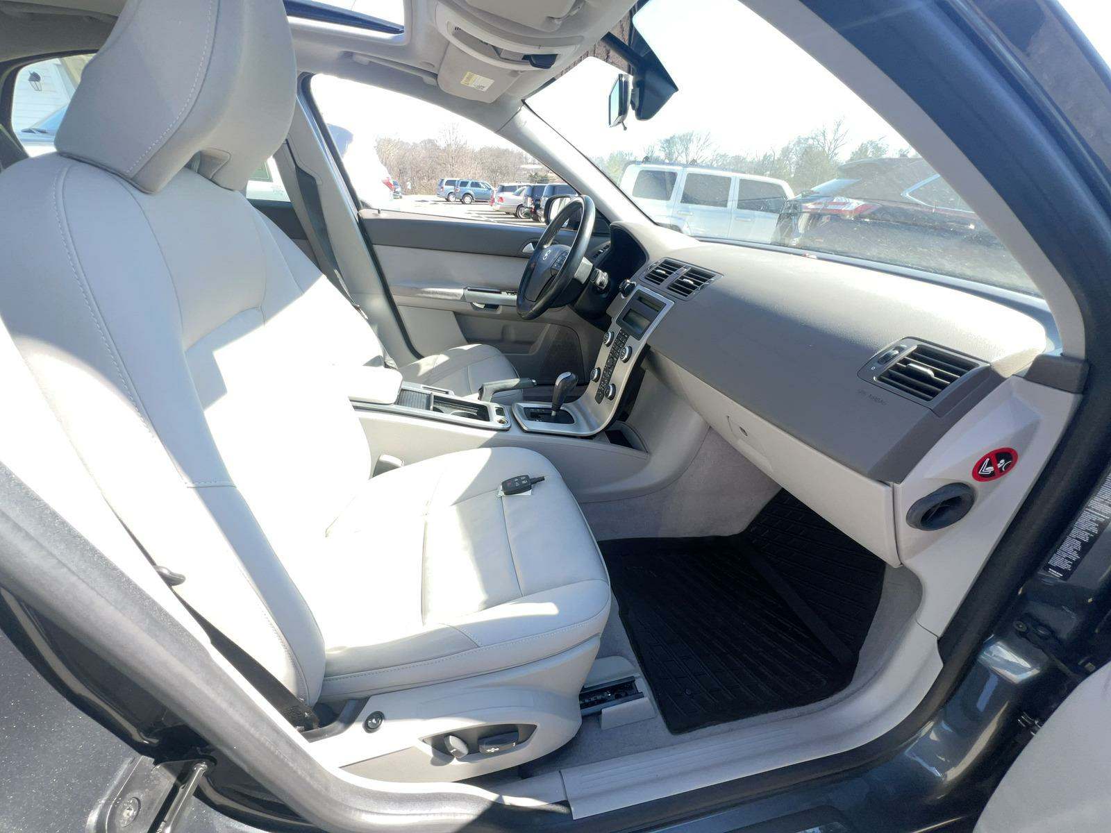 2010 Volvo S40 4D SEDAN FWD