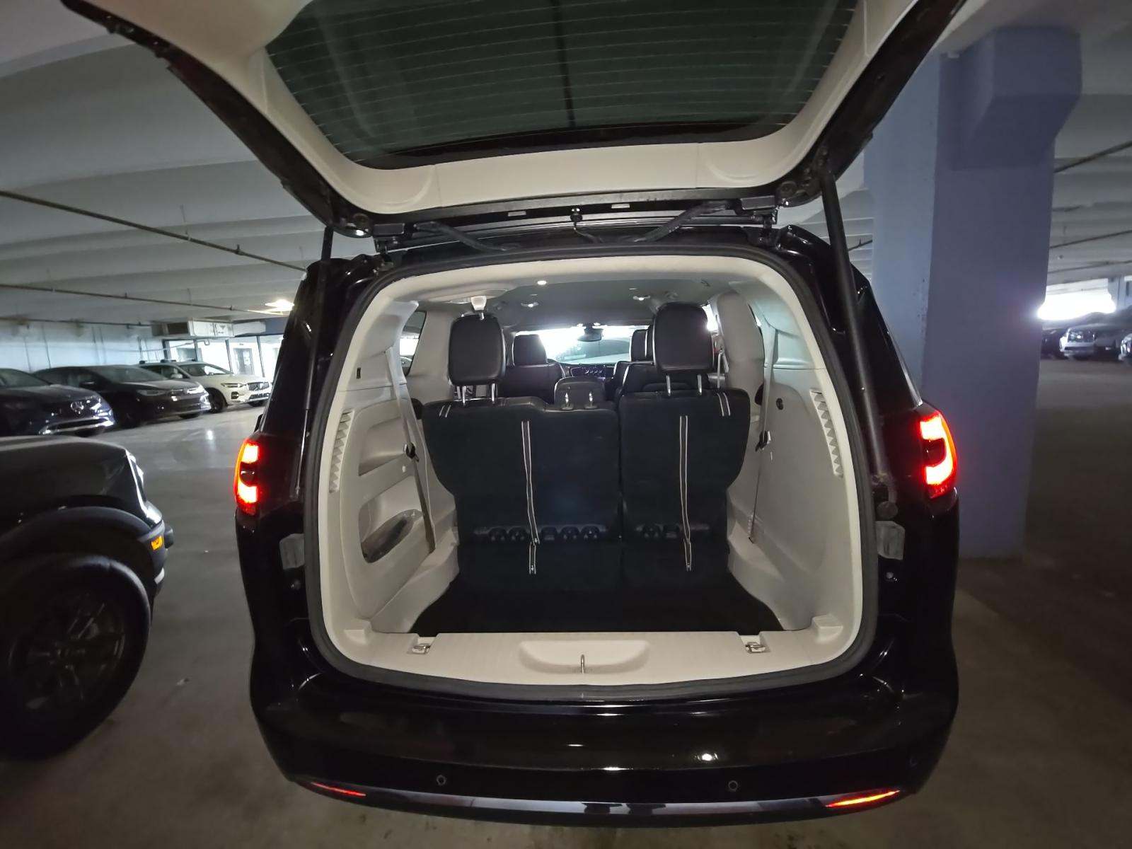 2024 Chrysler Pacifica Touring L FWD