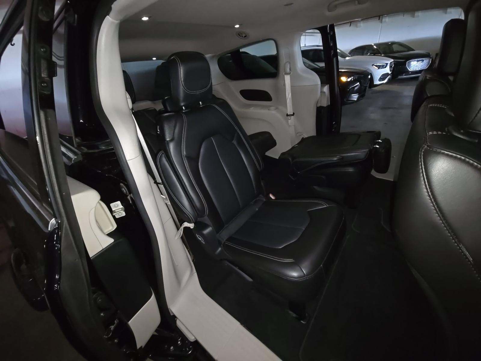 2024 Chrysler Pacifica Touring L FWD