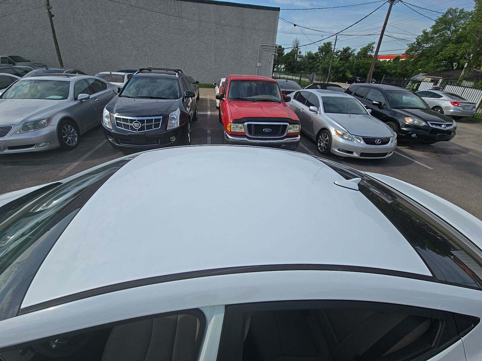 2016 Hyundai Elantra SE FWD