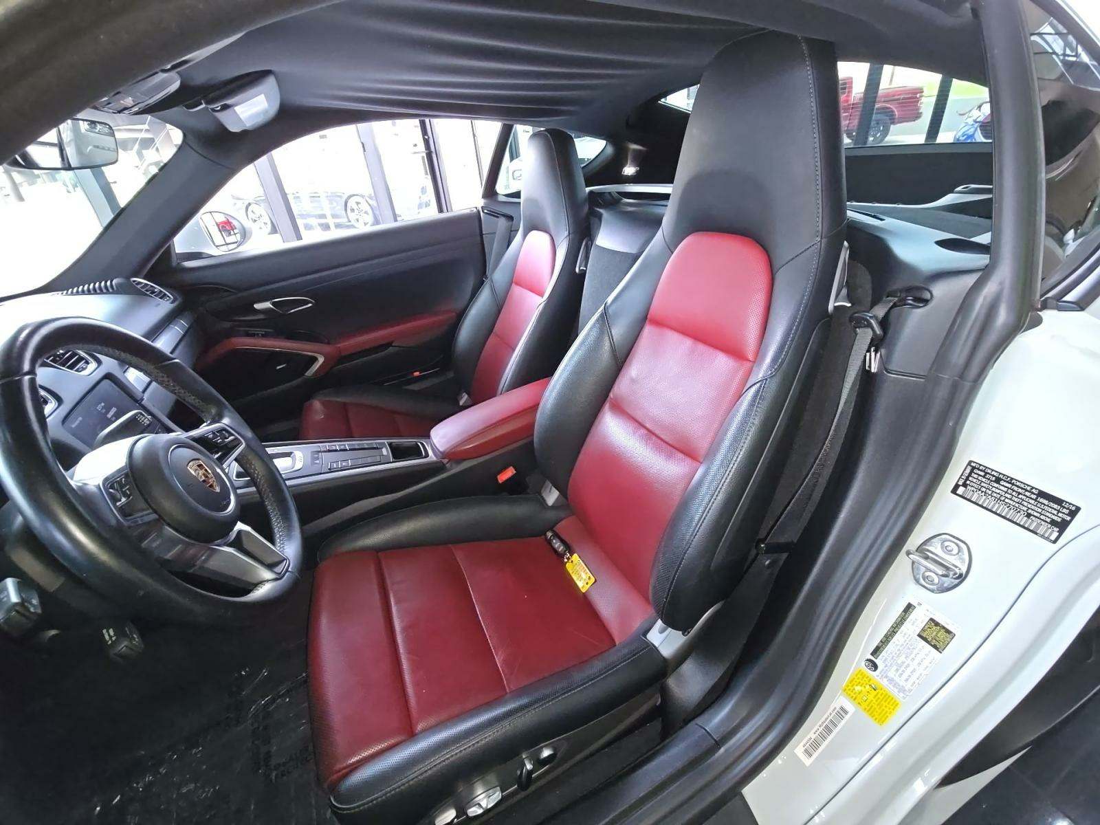 2017 Porsche 718 Cayman Base RWD