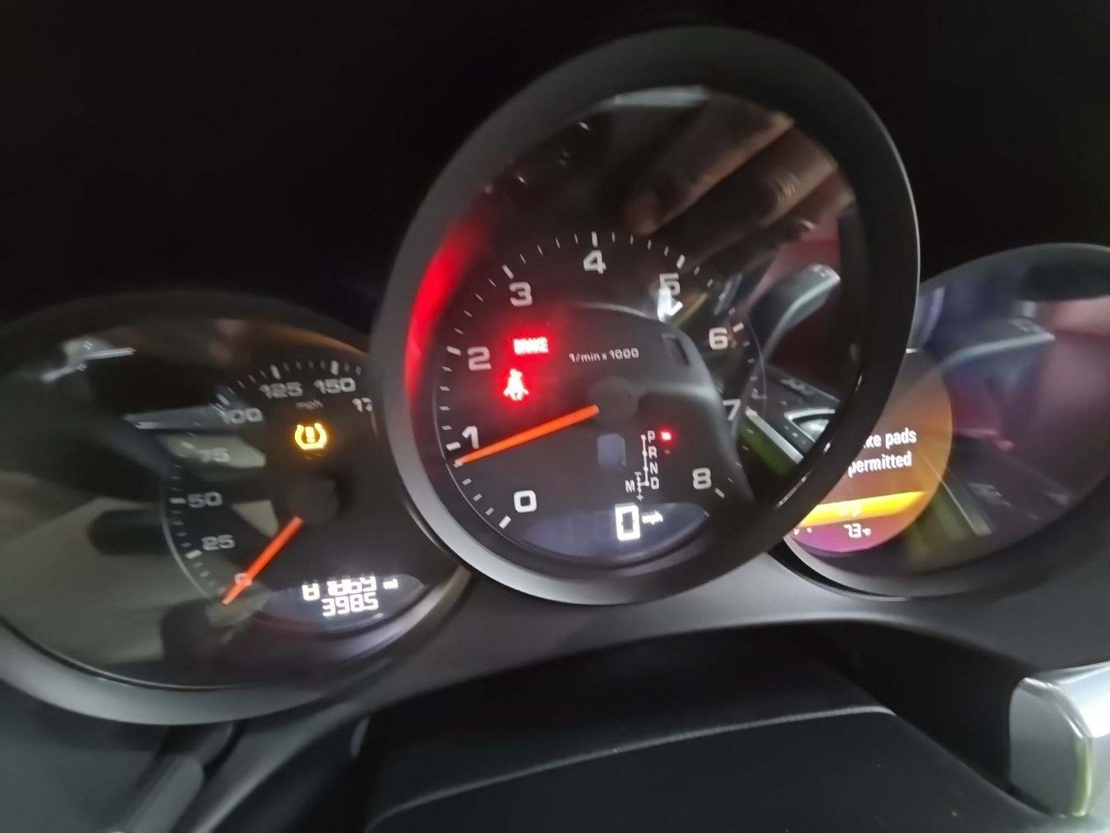 2017 Porsche 718 Cayman Base RWD