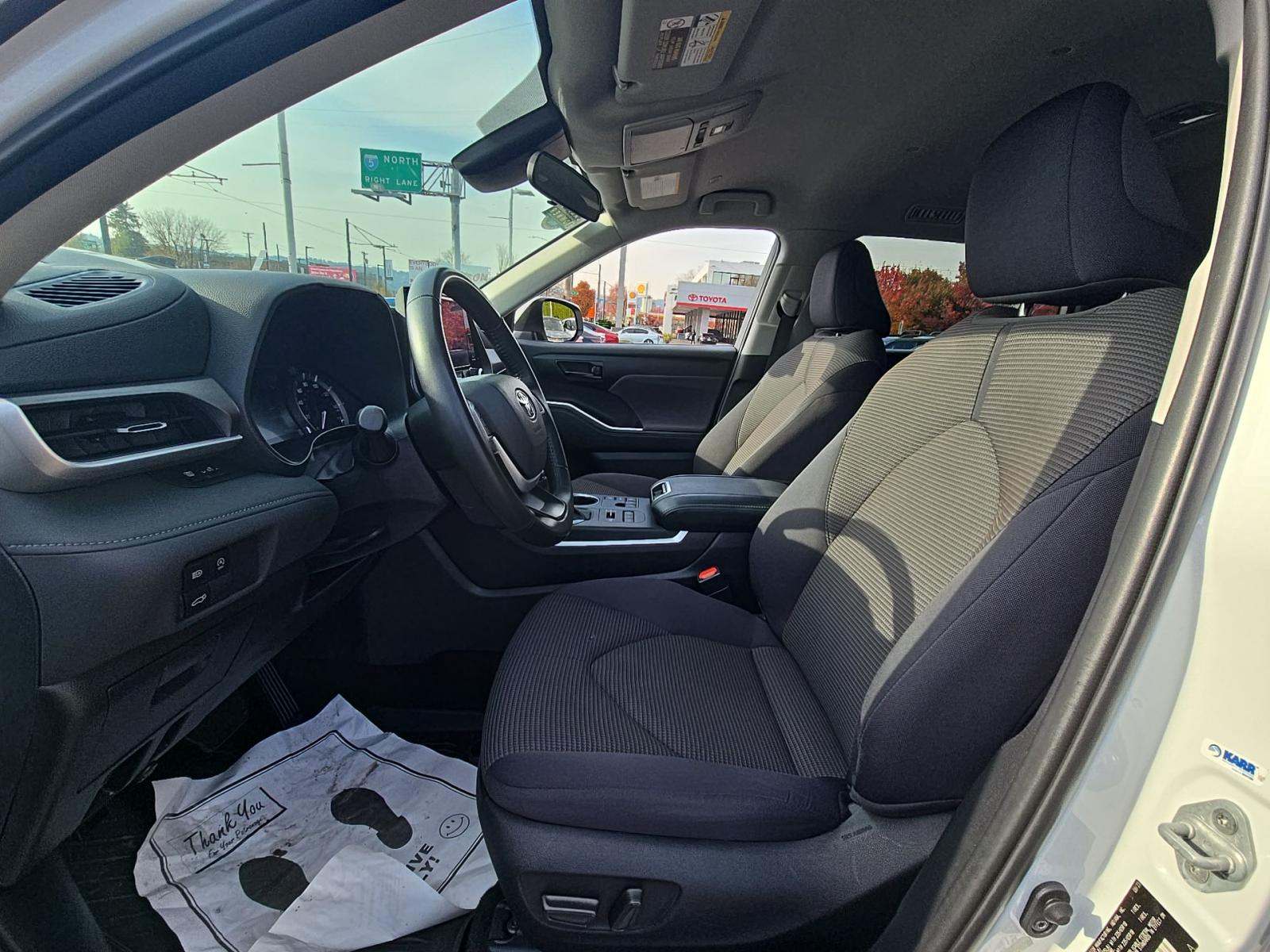 2023 Toyota Highlander LE AWD