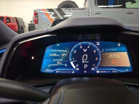 CHEVROLET STINGRAY - 8