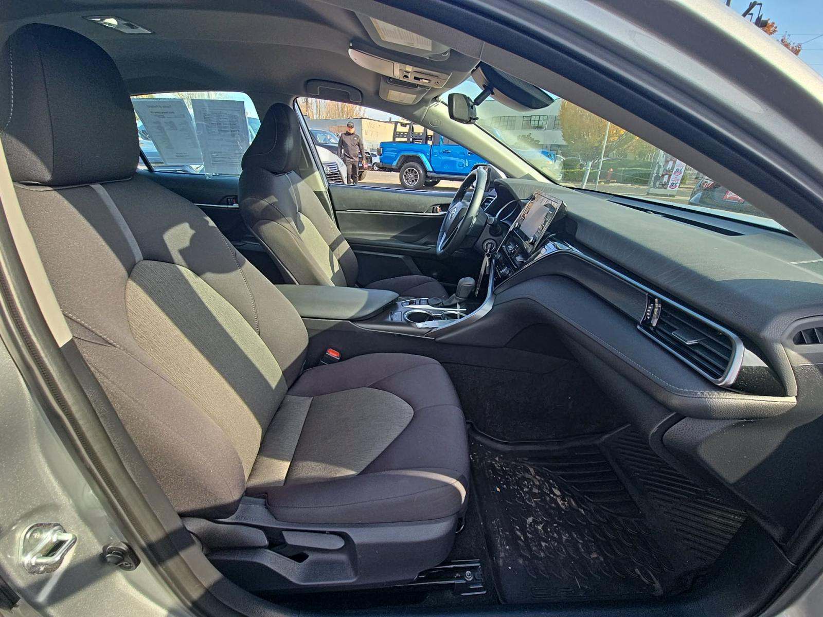 2022 Toyota Camry LE AWD