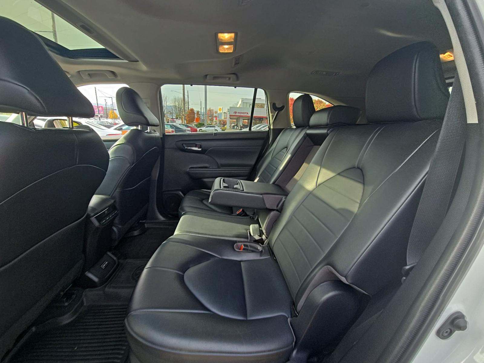 2022 Toyota Highlander XLE AWD