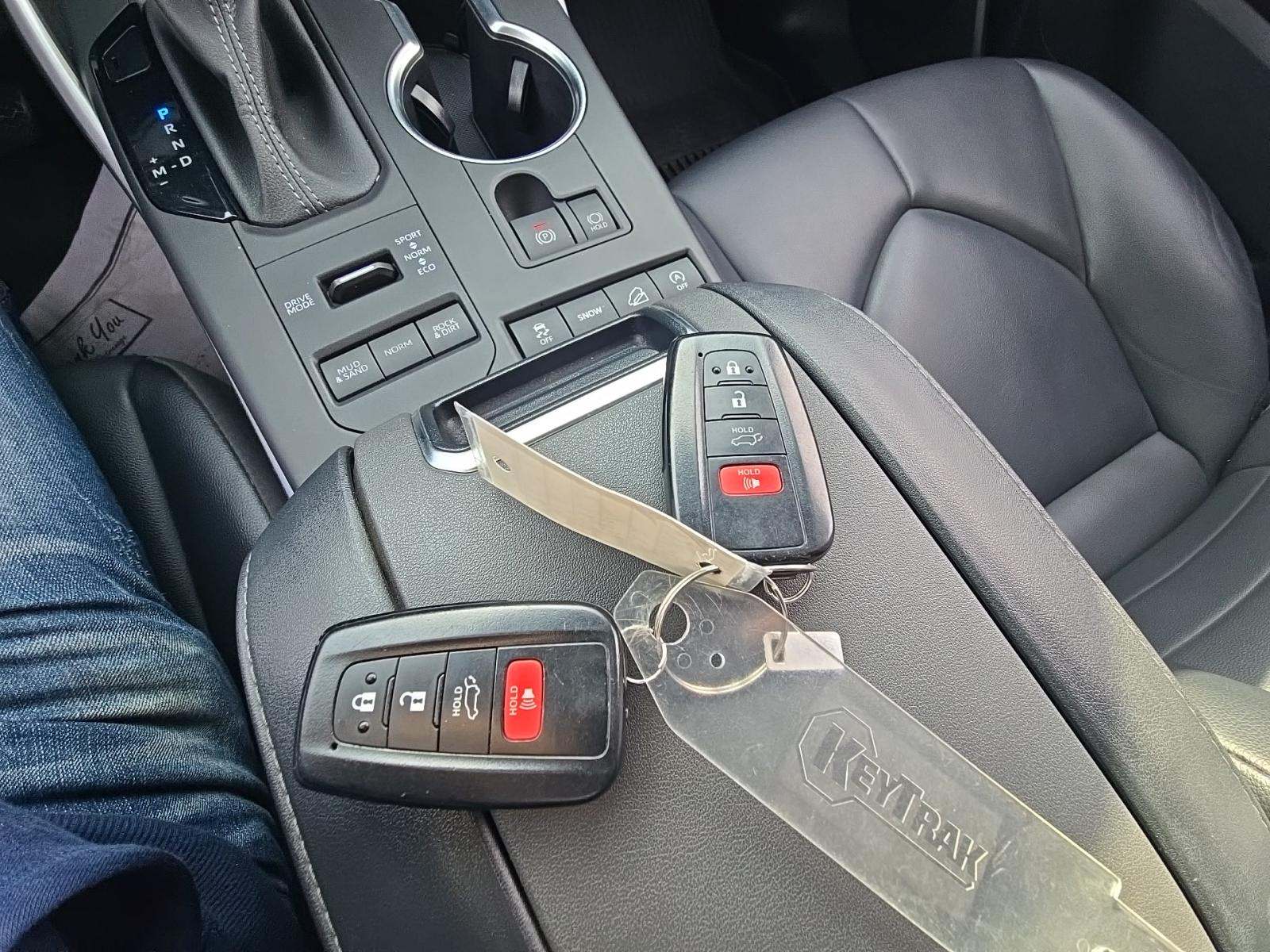 2022 Toyota Highlander XLE AWD