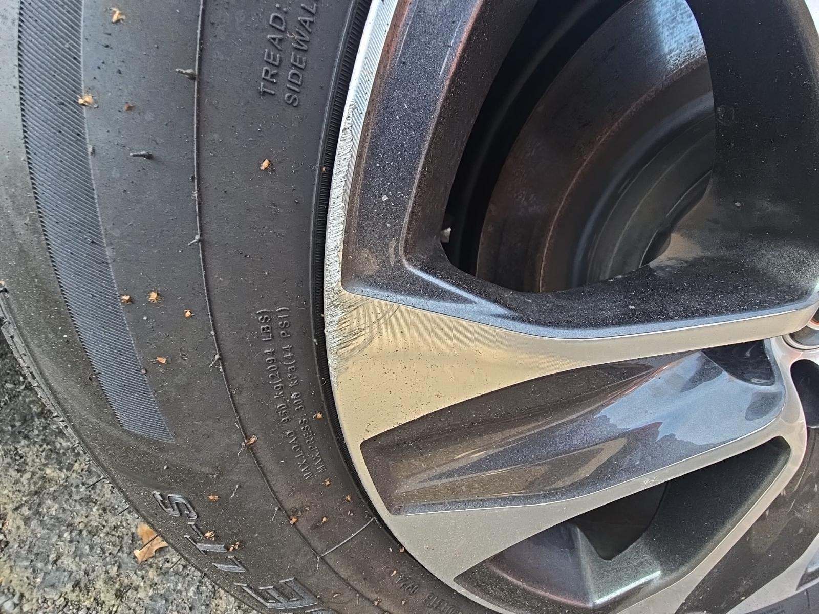 2022 Toyota Highlander XLE AWD