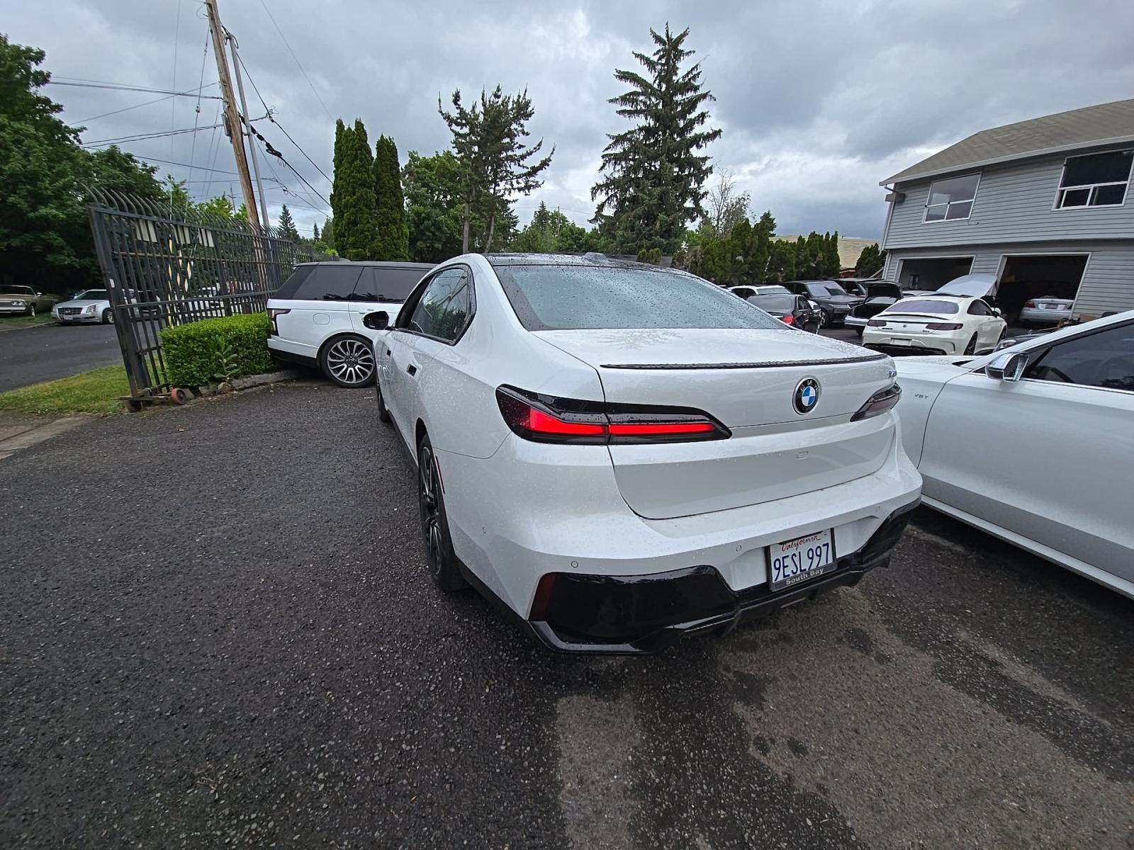 2023 BMW 7 Series 740i RWD