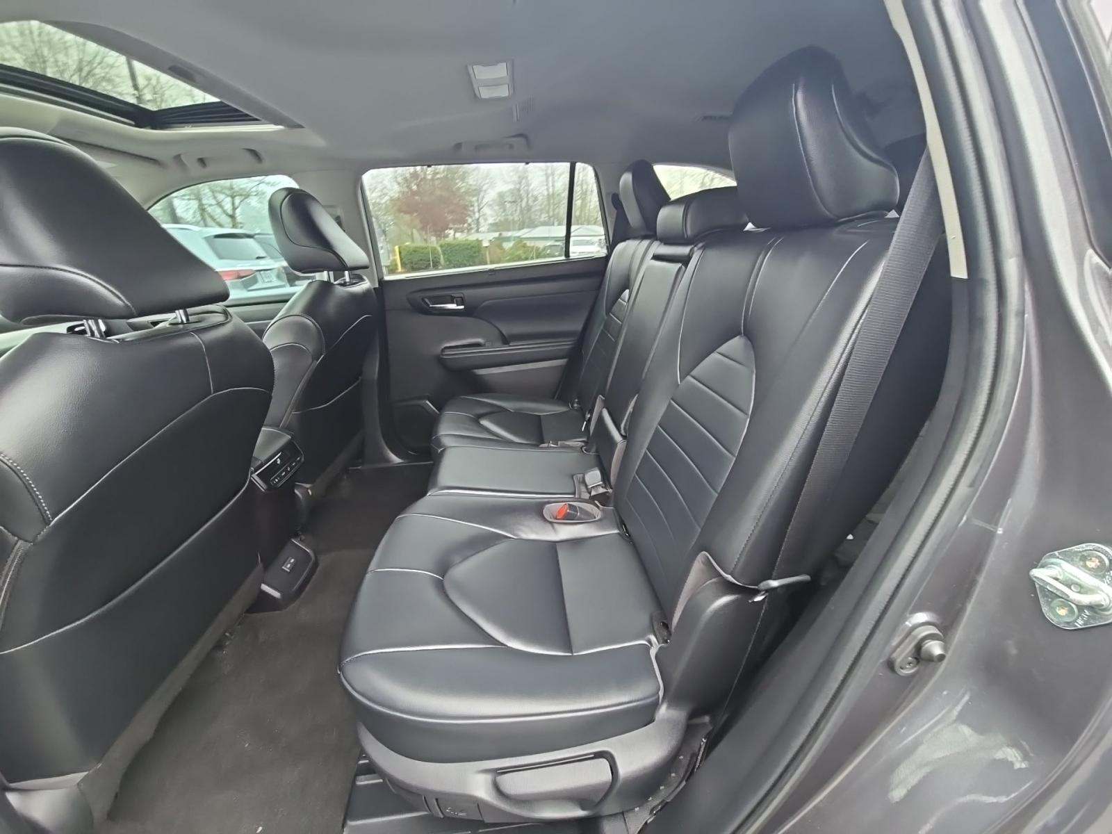 2023 Toyota Highlander XLE FWD