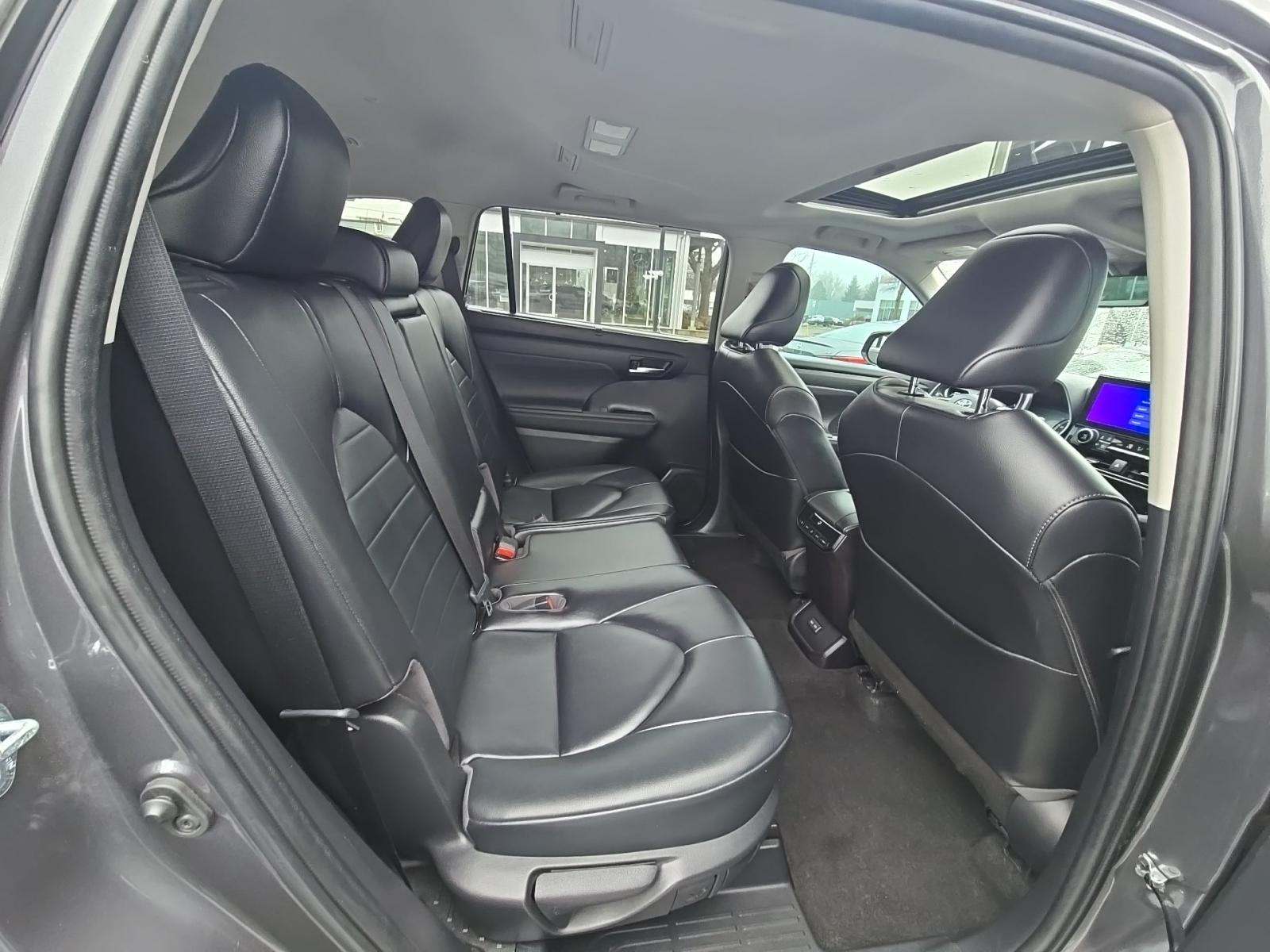 2023 Toyota Highlander XLE FWD