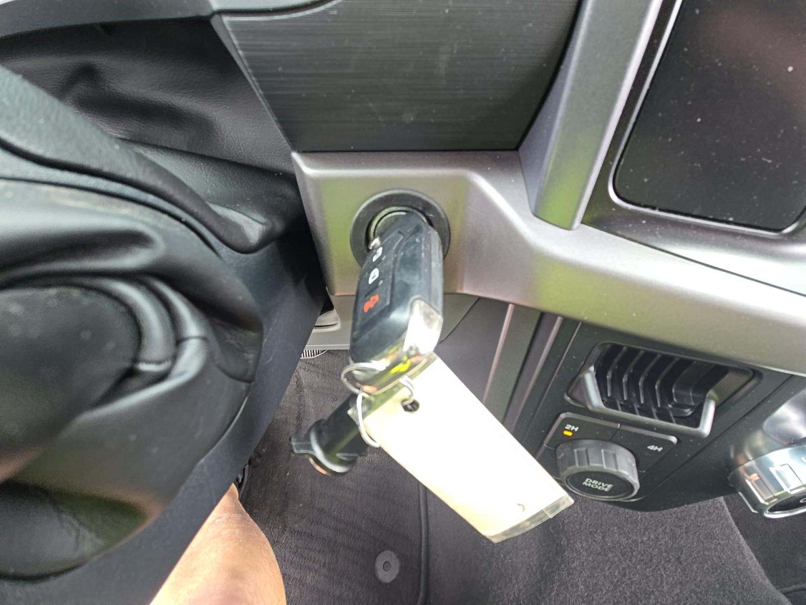 FORD F-150 - 8