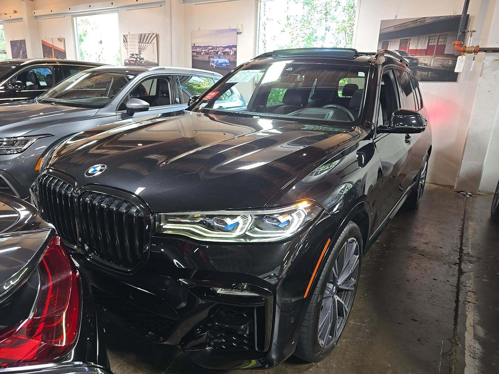 2021 BMW X7 M50i AWD