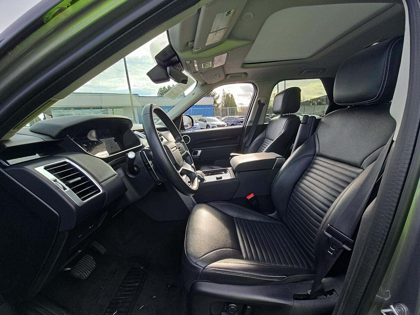 2024 Land Rover Discovery S AWD