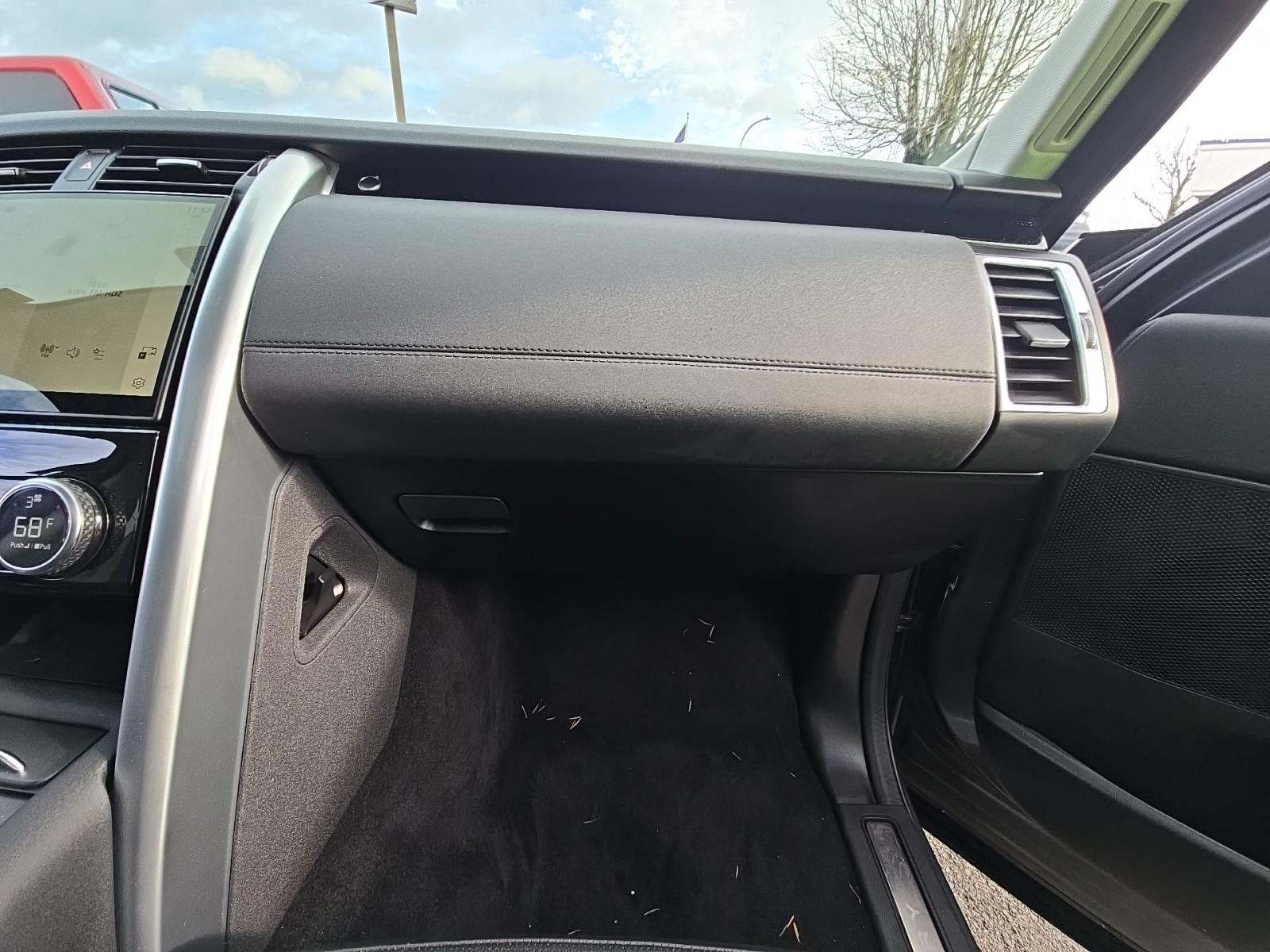 2024 Land Rover Discovery S AWD